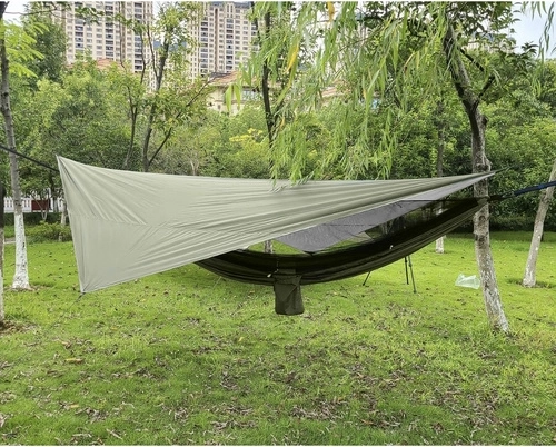 Solución completa para vivac: hamaca + mosquitera + tarp