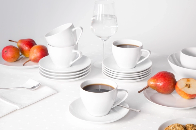 Set de 18 piezas para 6 personas