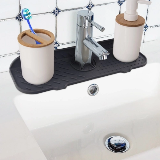 Orden en la cocina y el baño