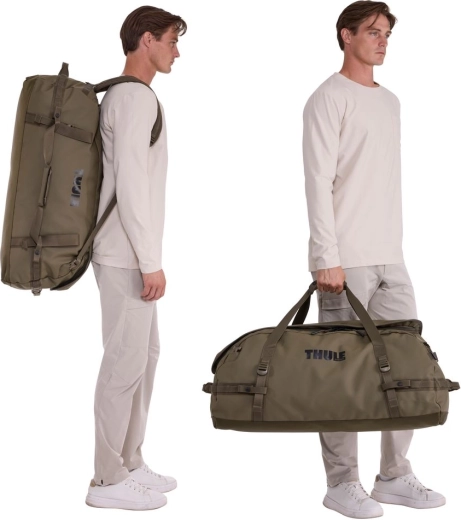 Bolsa y mochila en una