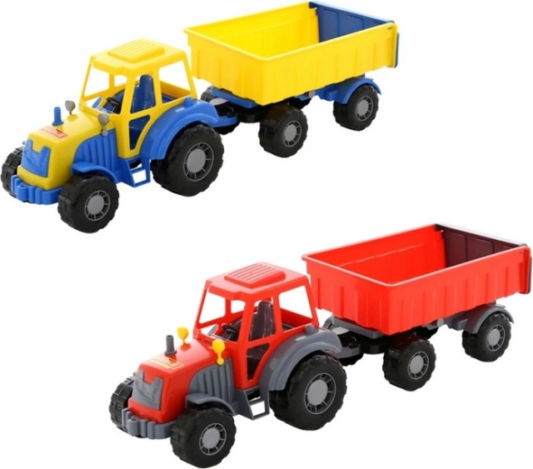 Tractor Altaj con remolque