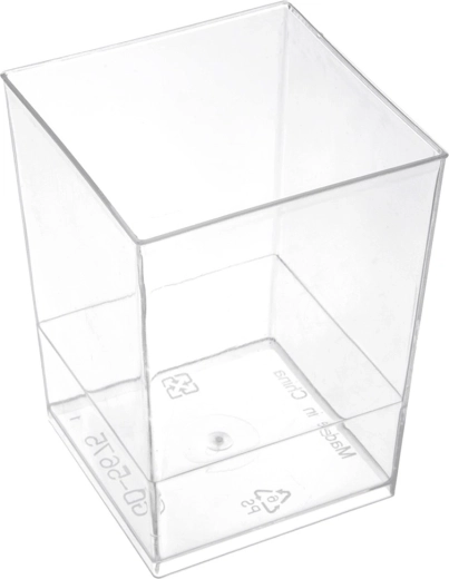 Forma minimalista y construcción estable