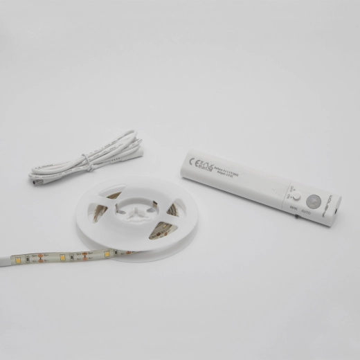 Tira LED con sensor de movimiento a pilas