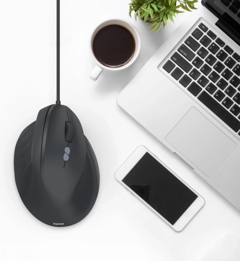 Botones silenciosos y controles laterales para trabajar con mayor agilidad