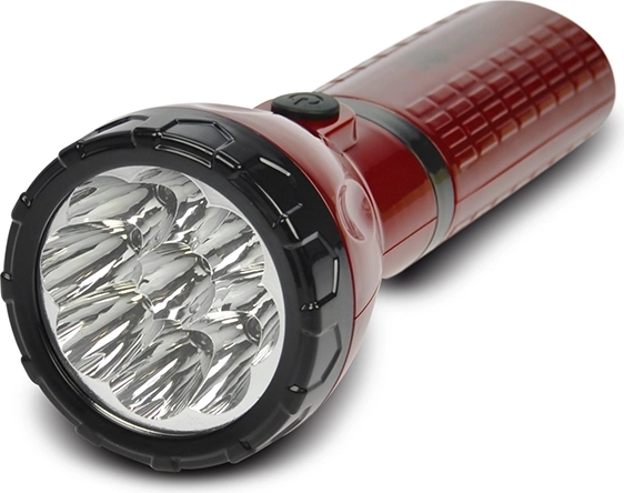 9 LED y flujo luminoso de 65 lm