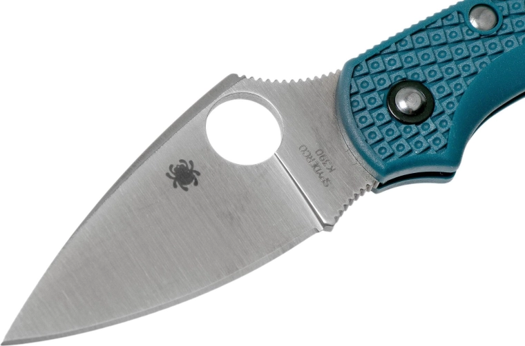 Acero K390 para una larga retención del filo