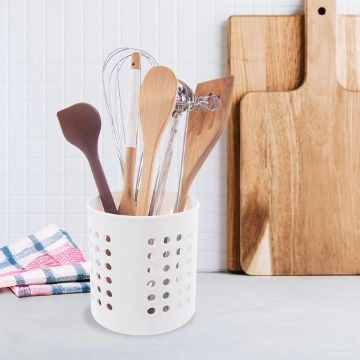 Orden en la encimera de cocina
