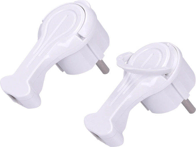 Enchufe angular Solight de perfil bajo desde la pared IP20 blanco