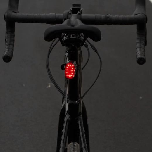Luz trasera brillante para máxima visibilidad