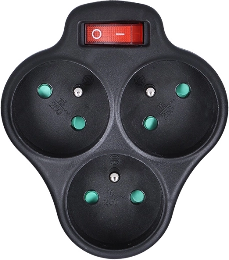 3 tomas en un diseño compacto