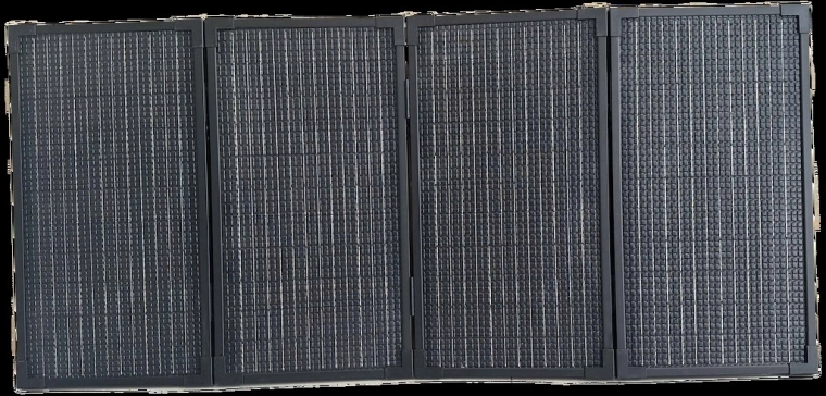 Panel solar plegable para un transporte fácil