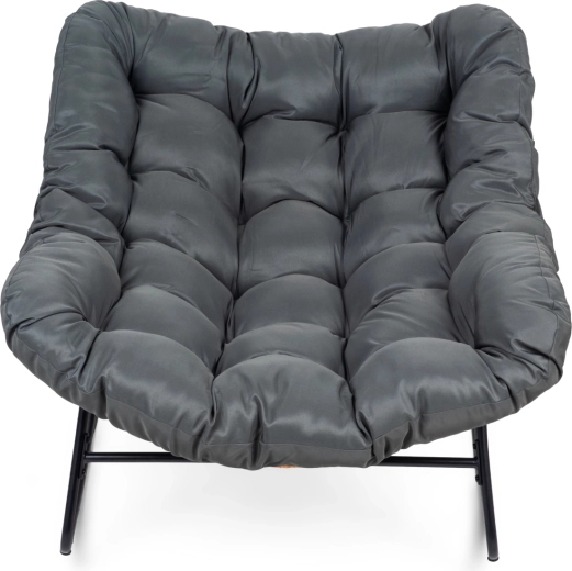 Comodidad tipo cocoon: asiento profundo y ancho