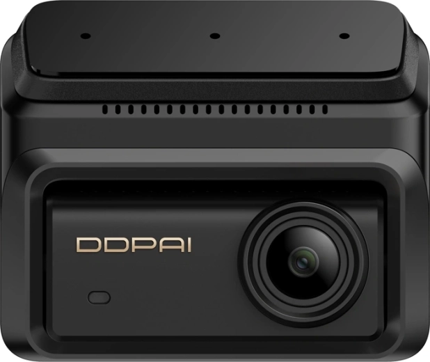 Cámara delantera 4K + trasera 2K para un registro completo