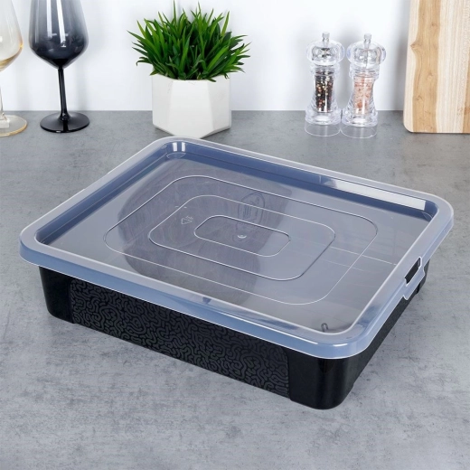 Caja apilable y universal para almacenamiento