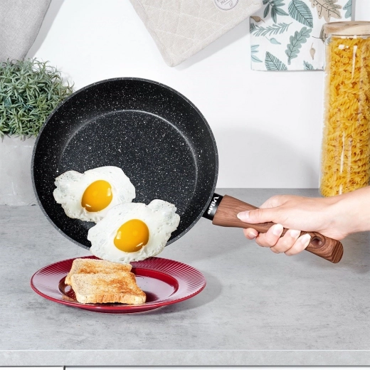 Superficie de granito antiadherente para una cocina saludable