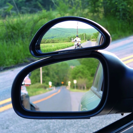 Espejo retrovisor convexo adicional