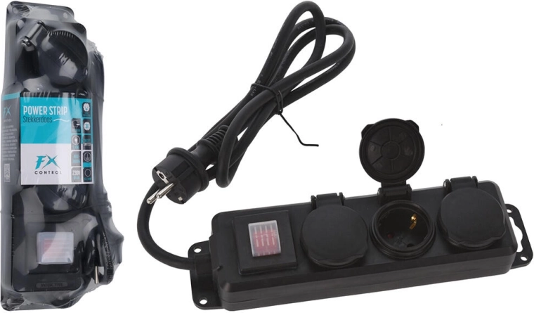 Cable alargador 1,4 m con 3 tomas y interruptor, IP44, negro