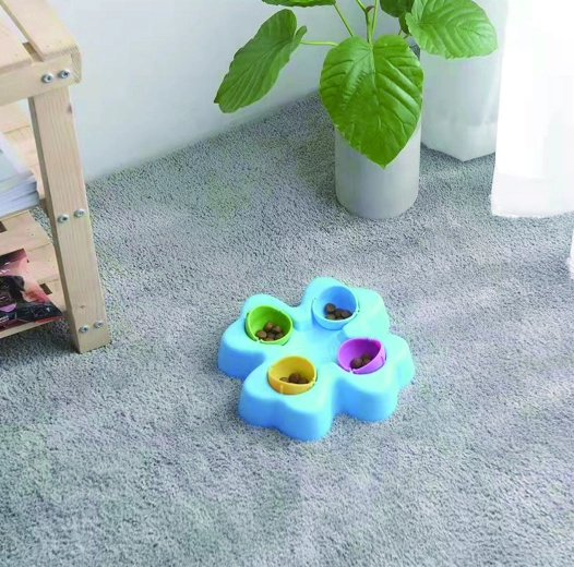 Juguete educativo interactivo para perro y gato con compartimentos para premios 23 × 23 × 8 cm