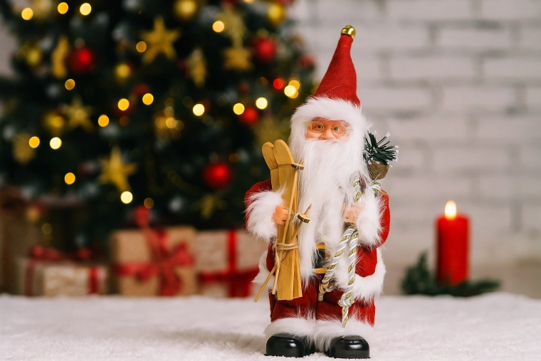 Figura musical de Santa con esquís 30,5 cm