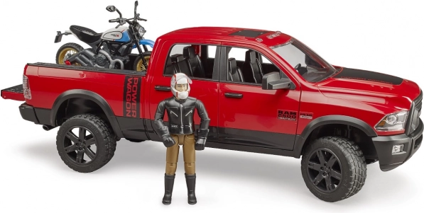 Bruder camioneta todoterreno Ram con motocicleta Ducati Scrambler y figura