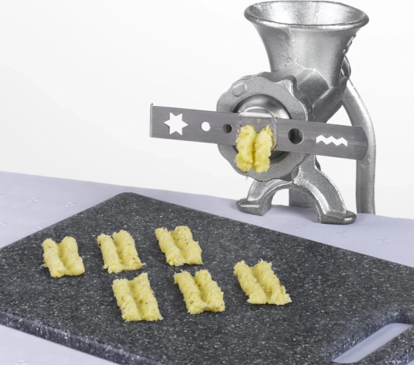 Boquilla de acero inoxidable para galletas de mantequilla (linecké), tamaño 5