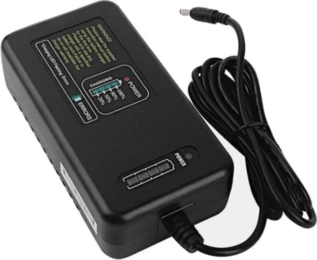 Cargador de baterías Godox C26 para flash AD600Pro