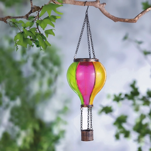Lámpara solar colgante con forma de globo aerostático y efecto de llama