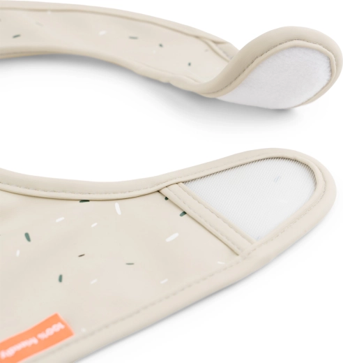 Done by Deer baberos con cierre de velcro Lalee color arena 2 uds