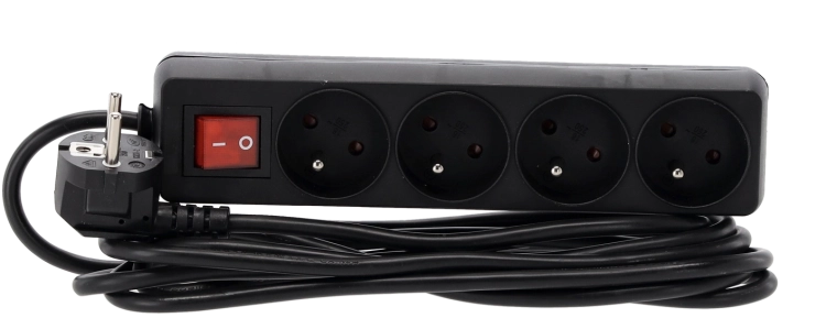 Regleta alargadora con protección contra sobretensiones y interruptor, 4 tomas, 3 m, negra
