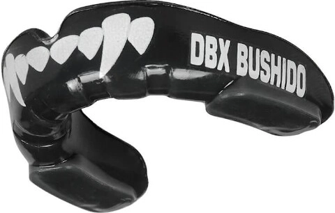 Protector bucal DBX Bushido con colmillos negro