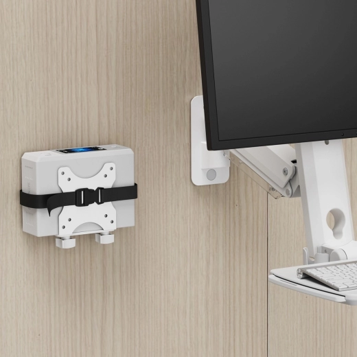 Montaje universal VESA en la pared y detrás del monitor