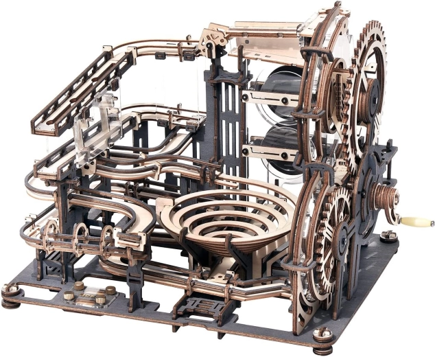 Intrincado rompecabezas de madera