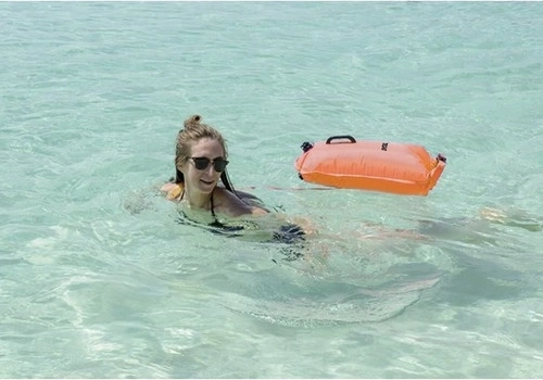 Combinación de boya y bolsillo