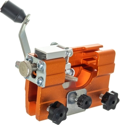 Construcción resistente para trabajo de campo