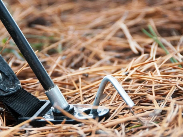 Anclaje fiable en el terreno