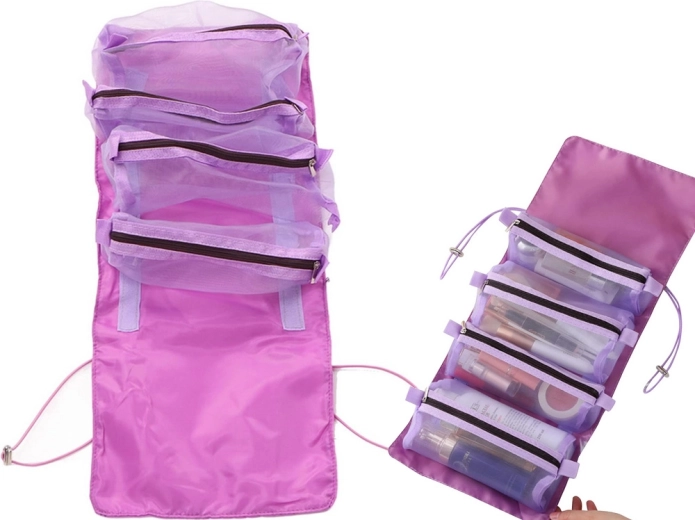 Colgado práctico en el baño y de viaje