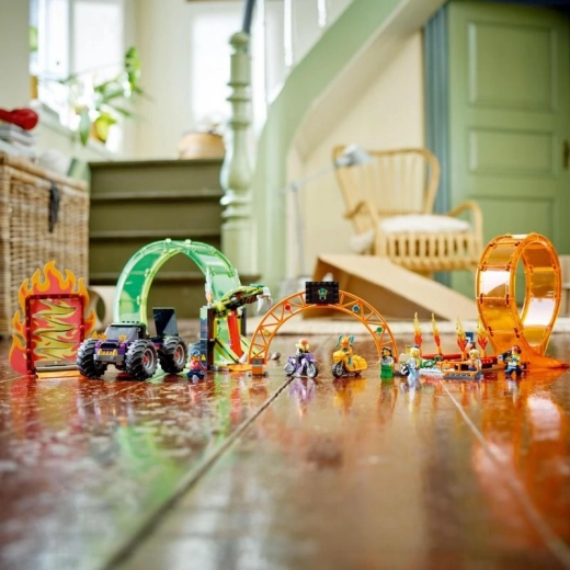 Monster truck y 7 minifiguras para un gran show