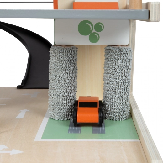 Estación de servicio y de carga, lavadero y elevador