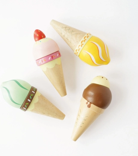 Helados pintados a mano llenos de detalles