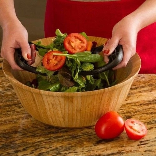 Ayudante universal también para la cocina