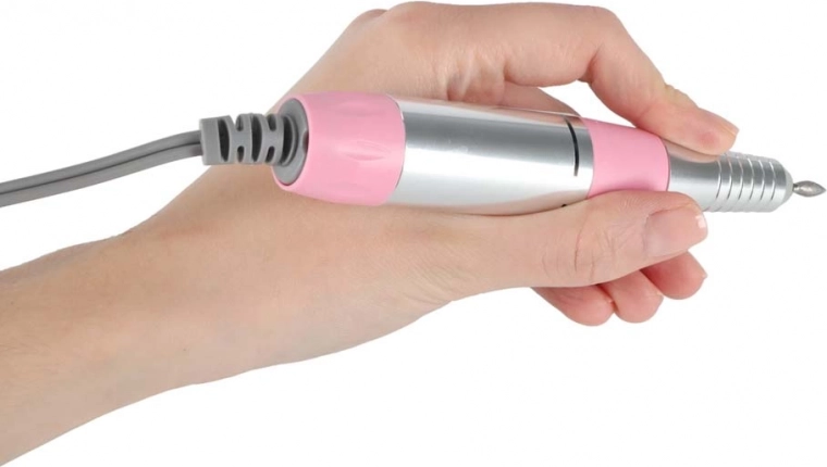 Mango ergonómico y ligero