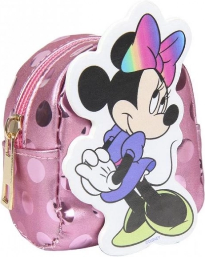 Diseño adorable con MINNIE MOUSE