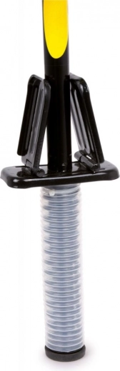 Estructura metálica robusta para saltos seguros