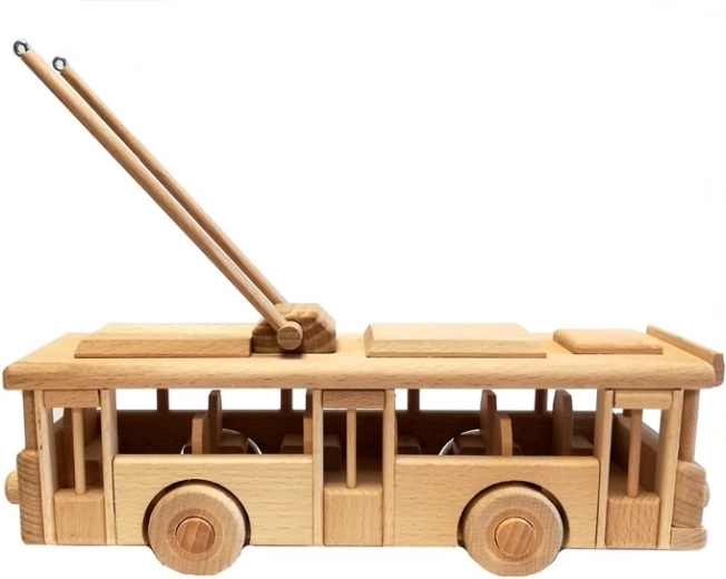 Acabado checo preciso en madera de haya