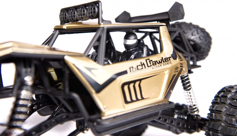 Tracción 4×4 y grandes neumáticos para cualquier terreno