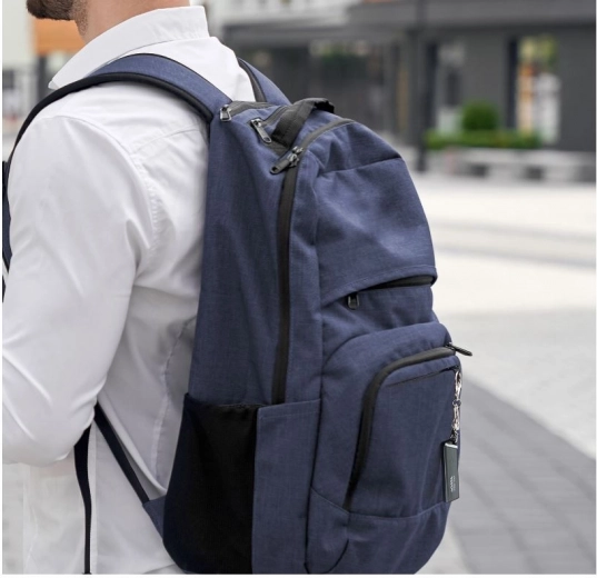 Diseño elegante y resistente para viajar
