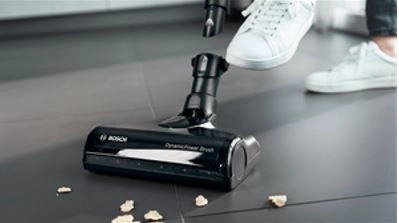 Potente boquilla para suelos con DynamicPower Brush