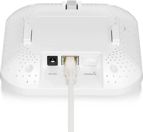Rendimiento multigigabit con uplink 2,5G y PoE