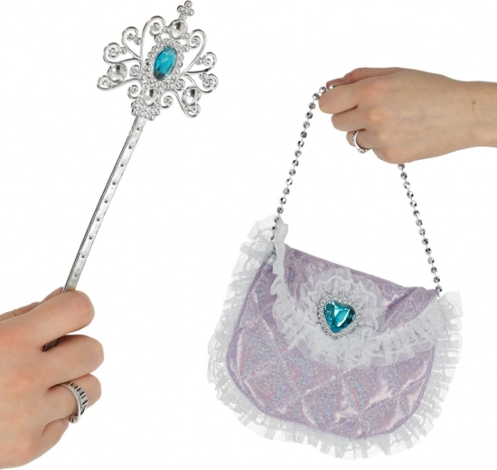 Varita mágica y bolso elegante