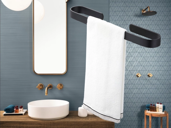 Montaje sin taladrar o con tornillos